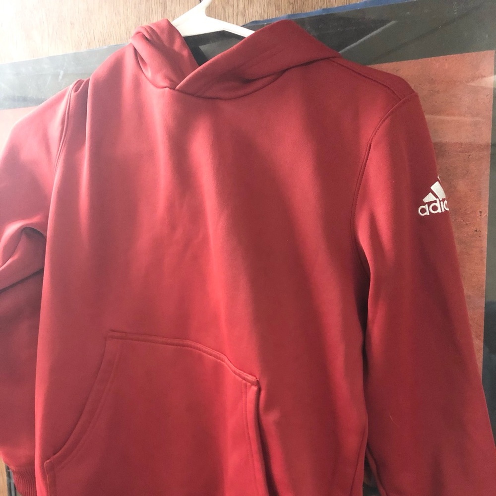 Boys Adidas red pull over hoody,sz. M